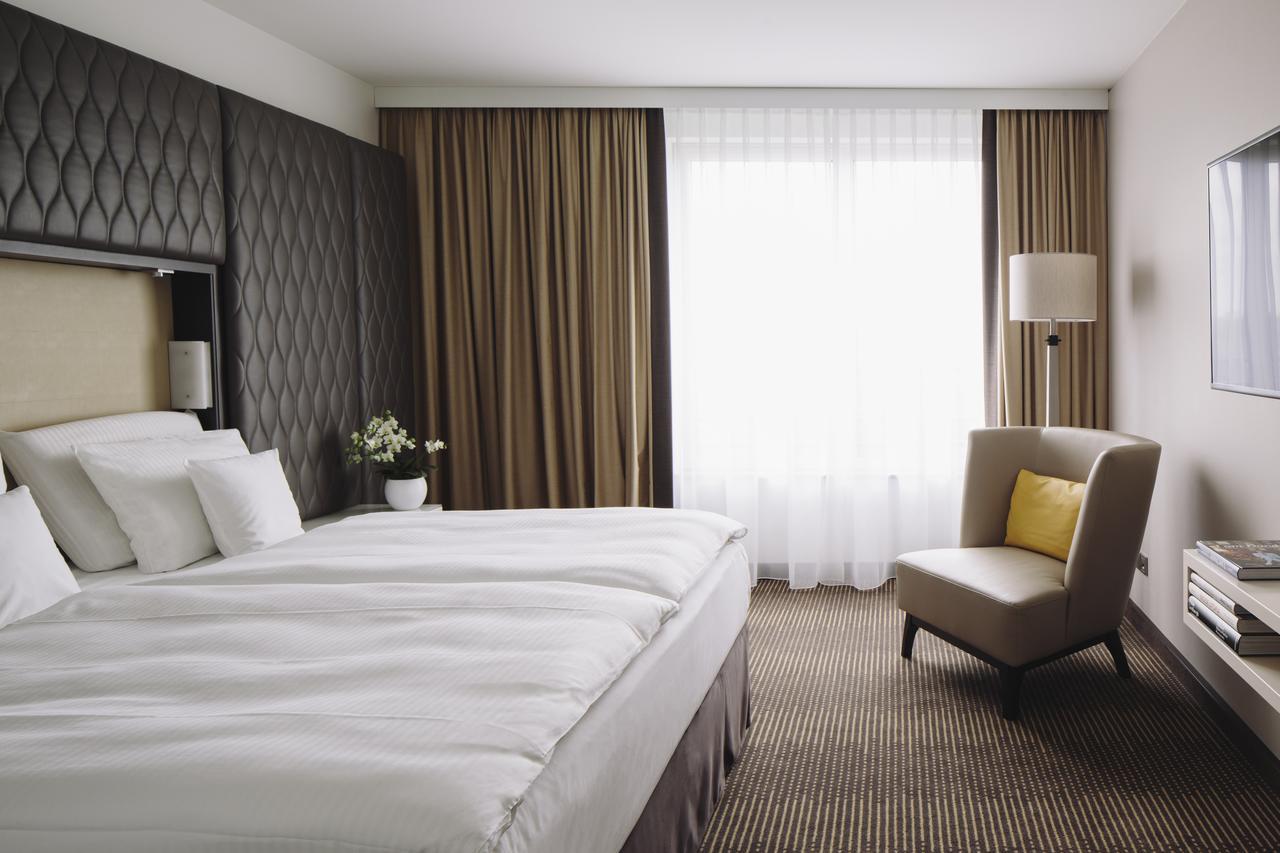 فندق بولمان برلين شفايتزرهوف المظهر الخارجي الصورة A room at the hotel