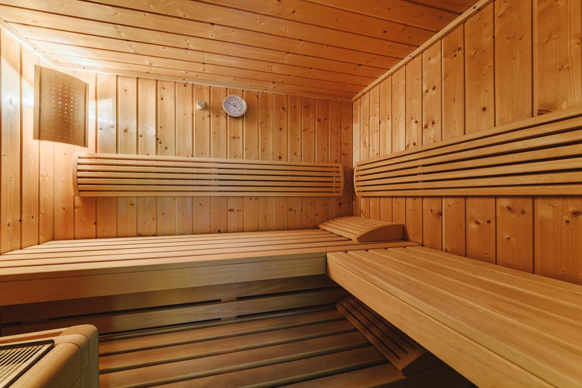 فندق بولمان برلين شفايتزرهوف المظهر الخارجي الصورة A Finnish sauna
