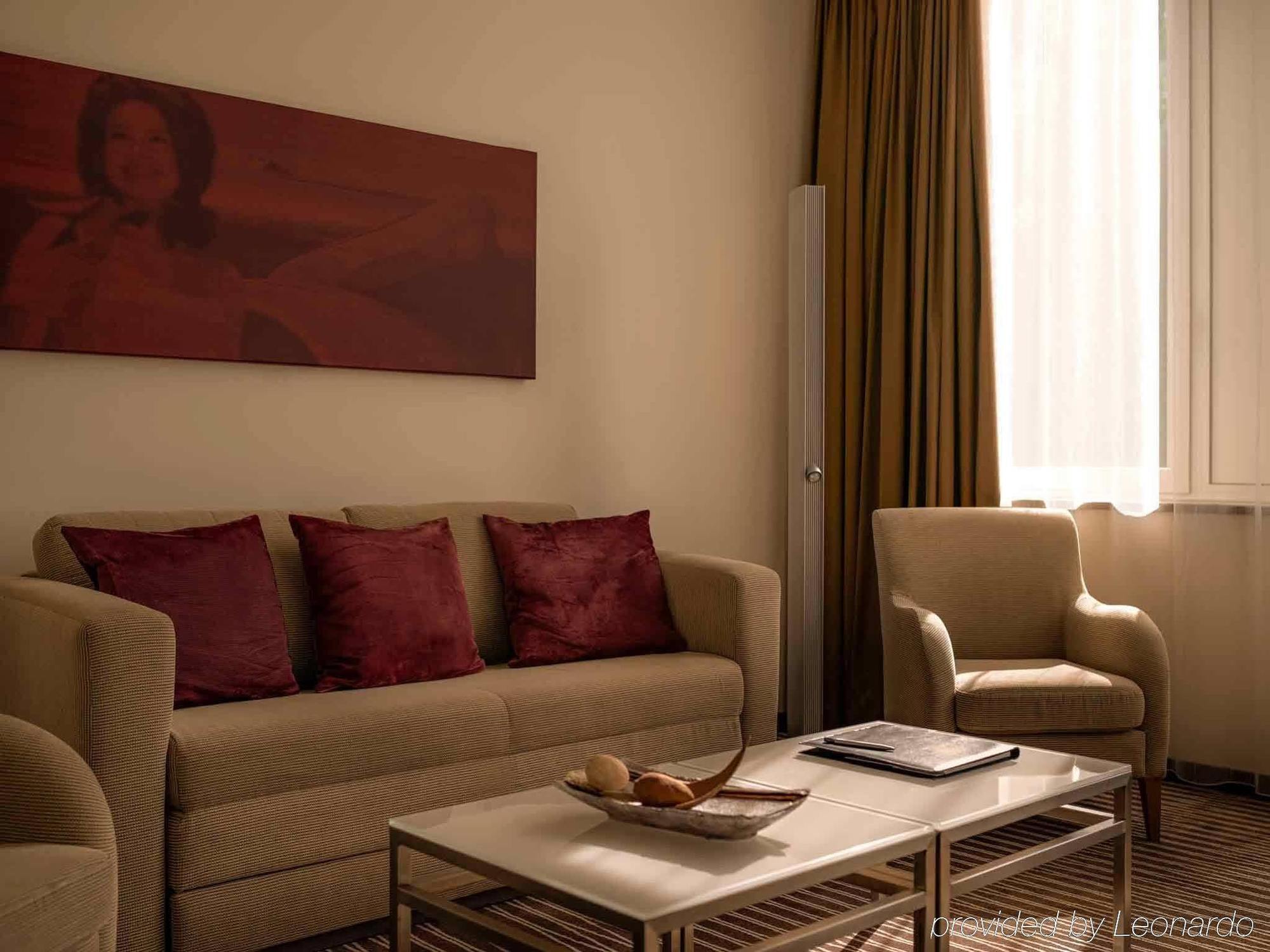 فندق بولمان برلين شفايتزرهوف المظهر الخارجي الصورة A living room