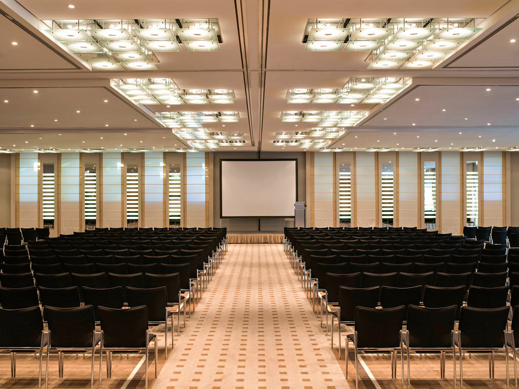 فندق بولمان برلين شفايتزرهوف المظهر الخارجي الصورة The main conference hall